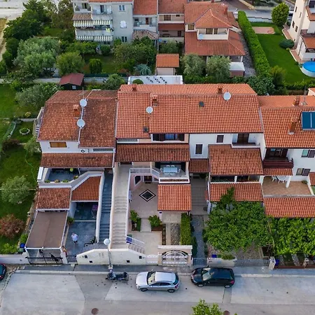Cave Romane With Private Pool And Sea View Vinkuran