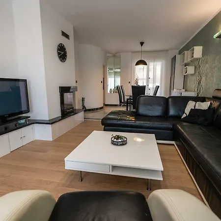 Cave Romane With Private Pool And Sea View Appartement Vinkuran