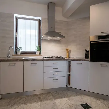 Appartement Cave Romane With Private Pool And Sea View