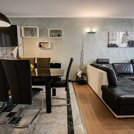 Cave Romane With Private Pool And Sea View Appartement Vinkuran