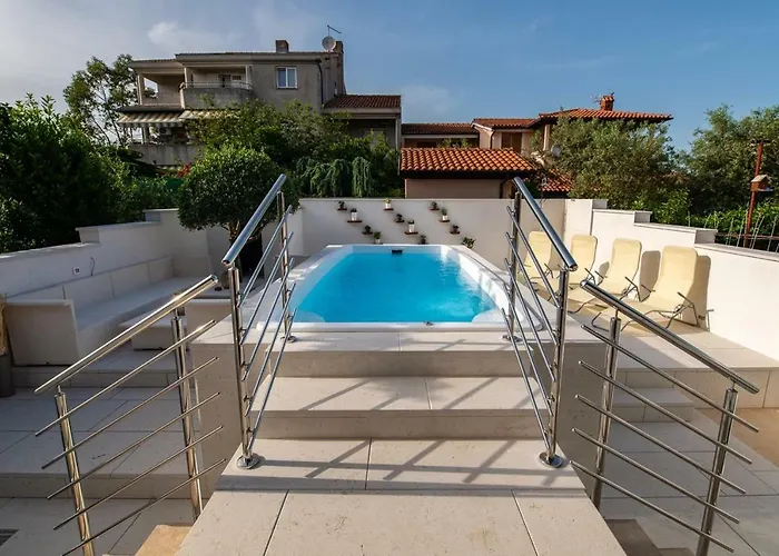Cave Romane With Private Pool And Sea View