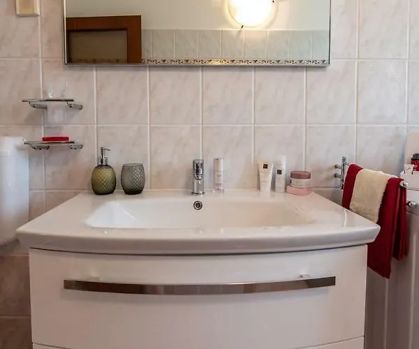 Cave Romane With Private Pool And Sea View Vinkuran