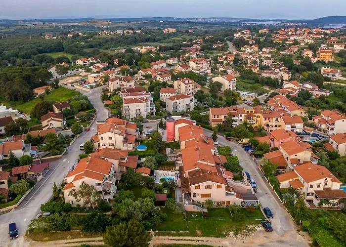 Lejlighed Cave Romane With Private Pool And Sea View Vinkuran